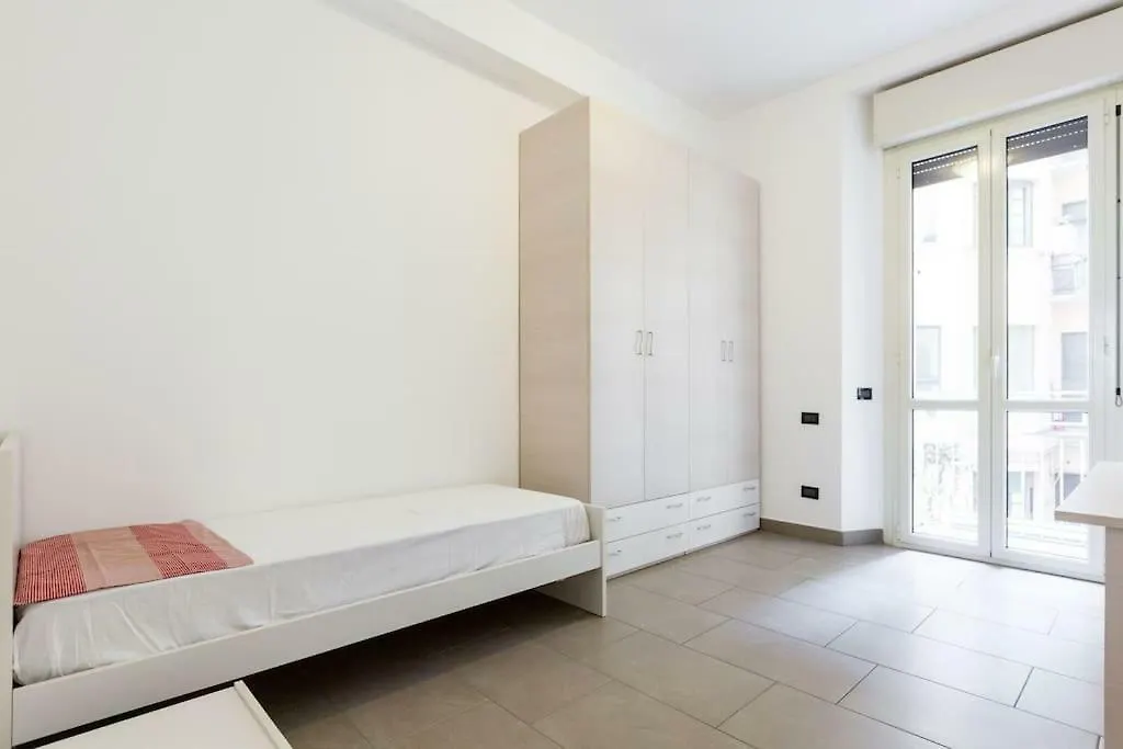 Spacious And New Apt In Citta Studi Milano 0*,