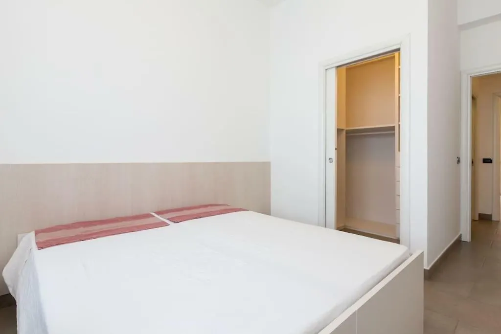 Daire Spacious And New Apt In Citta Studi Milano İtalya