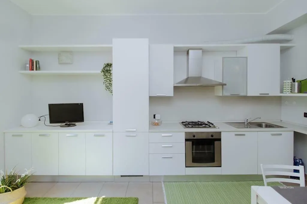 Daire Spacious And New Apt In Citta Studi Milano